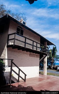 Cook Islands - Woodcarvers Workshop