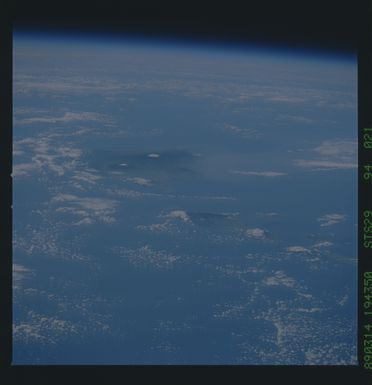 S29-94-021 - STS-029 - STS-29 earth observations