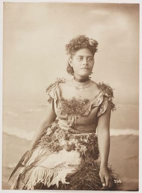 Unknown Samoan woman