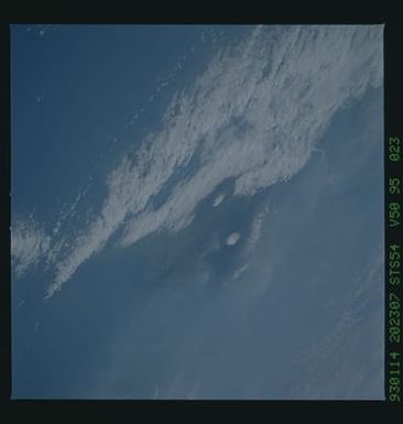 STS054-95-023 - STS-054 - Earth observations
