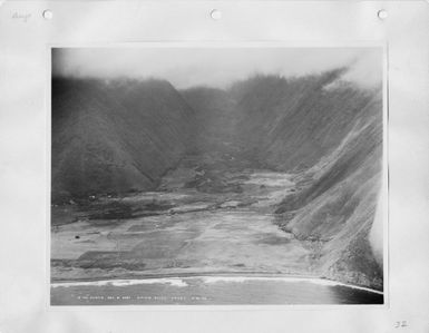 Hawaii - Waipio Valley through Waipio Gulch