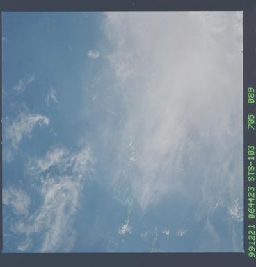 STS103-705-089 - STS-103 - Earth observations taken during the STS-103 mission