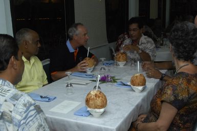 [Assignment: 48-DPA-SOI_K_Pohnpei_6-10-11-07] Pacific Islands Tour: Visit of Secretary Dirk Kempthorne [and aides] to Pohnpei Island, of the Federated States of Micronesia [48-DPA-SOI_K_Pohnpei_6-10-11-07__DI14120.JPG]