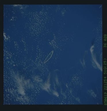 51G-36-028 - STS-51G - STS-51G earth observations