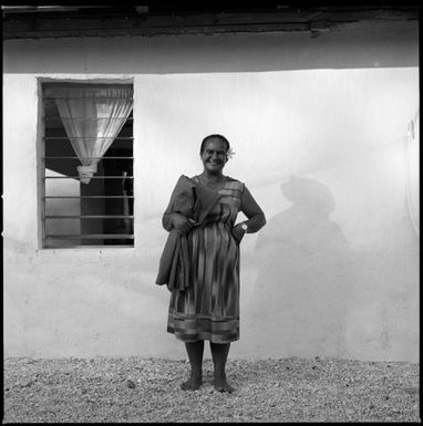 Tauraarenga Mouauri and Vaine Papa frame 3