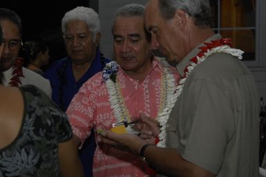 [Assignment: 48-DPA-SOI_K_Amer_Sam] Pacific Islands Tour: Visit of Secretary Dirk Kemmpthorne [and aides] to American Samoa, U.S. Territory [48-DPA-SOI_K_Amer_Sam__DI15561.JPG]