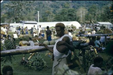 The native market (1) : Rabaul, New Britain, Papua New Guinea, 1960-1961 / Terence and Margaret Spencer