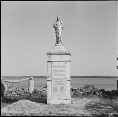 Statue of St Maurice, Isle of Pines, New Caledonia, 1967 / Michael Terry