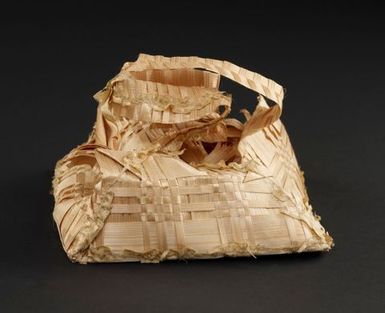 Kete Pāpā (satchel)