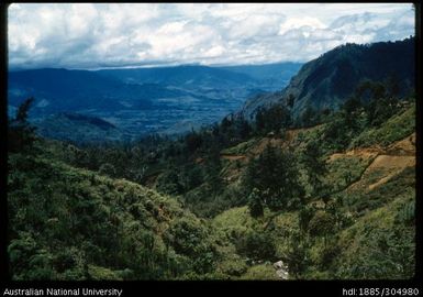 Above Korfena looking over the Asaro Valley