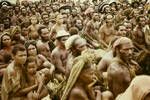 Crowd gathered during United Nations Visiting Mission visit, Western Highlands, [Papua New Guinea], 1965