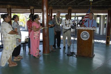 [Assignment: 48-DPA-SOI_K_Amer_Sam] Pacific Islands Tour: Visit of Secretary Dirk Kemmpthorne [and aides] to American Samoa, U.S. Territory [48-DPA-SOI_K_Amer_Sam__DI15671.JPG]