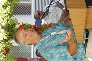 [Assignment: 48-DPA-SOI_K_Majuro_6-11-12-07] Pacific Islands Tour: Visit of Secretary Dirk Kempthorne [and aides] to Majuro Atoll, of the Republic of Marshall Islands [48-DPA-SOI_K_Majuro_6-11-12-07__DI14609.JPG]