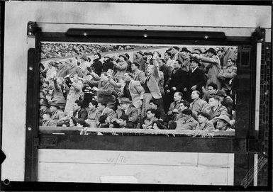 Crowd at Fijians vs. Maoris rugby match, Athletic Park, Wellington