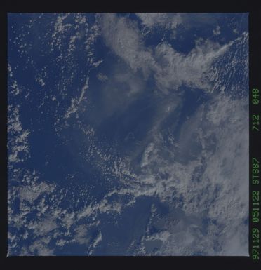 STS087-712-048 - STS-087 - Earth observations taken from shuttle orbiter Columbia during STS-87 mission