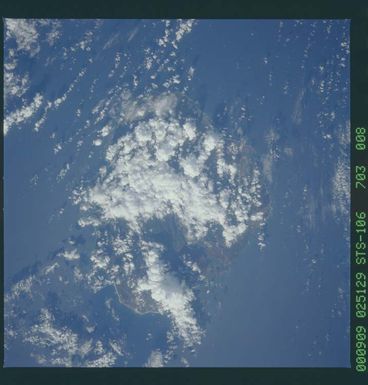 STS106-703-008 - STS-106 - Earth observation views taken from Atlantis during STS-114