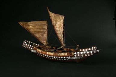 Model vaka (sailing canoe)