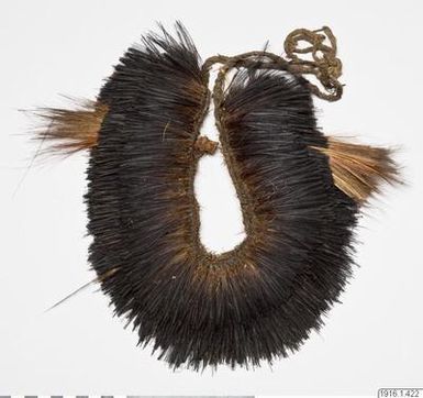 main ornament, jewellery, feather ornament [[Etno]], jewellery