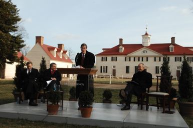 [Assignment: 48-DPA-01-12-09_SOI_K_Mt_Vernon] Visit of Secretary Dirk Kempthorne to Mount Vernon Estate and Gardens, Mount Vernon, Virginia, [for touring and announcement of the U.S. nomination of the George Washington home, along with the Papahanaumokuakea Marine National Monument in Hawaii, for inclusion on the United Nations Educational, Scientific, and Cultural Organization's (UNESCO's) World Heritage List. Joining Secretary Kempthorne for the announcement was James Rees, Executive Director of the Mount Vernon Estate and Gardens.] [48-DPA-01-12-09_SOI_K_Mt_Vernon_IOD_9451.JPG]