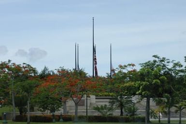 [Assignment: 48-DPA-SOI_K_Guam_6-6-7-07] Pacific Islands Tour: Visit of Secretary Dirk Kempthorne [and aides] to Guam, U.S. Territory [48-DPA-SOI_K_Guam_6-6-7-07__DI20090.JPG]