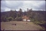 Highlands highway between Lae and Mt. Hagen: village on mountainous ridge