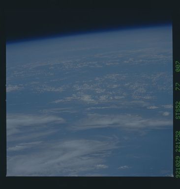 STS052-77-007 - STS-052 - Earth observations from Columbia, Orbiter Vehicle (OV) 102, during STS-52