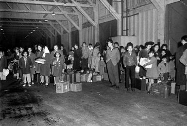 Japanese Americans departing for Hawaii