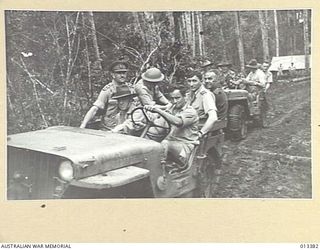 1942-10-08. PART OF THE VISITING CONVOY ON THE TOUR, IN THE LEADING CAR IS AIR VICE MARSHAL G. JONES. (NEGATIVE BY BOTTOMLEY)