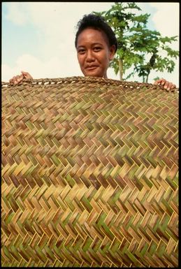 Large mat made from coconut palm fronds, Rakahanga, Cook Islands
