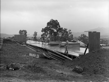 Works Services men constructing the 4th General Hospital at Dumbea, New Caledonia, during World War II