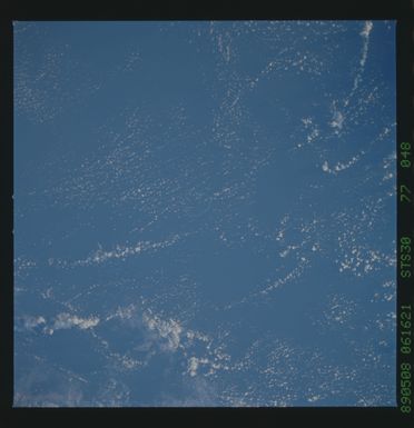 S30-77-048 - STS-030 - STS-30 earth observations