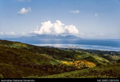 Tahiti - airfield from Fare Rau Ape + Moorea