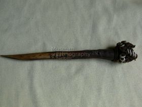 Karkötőfonó csont