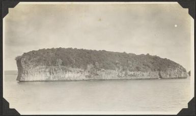 Apolima [?], Samoa, 1929 / C.M. Yonge