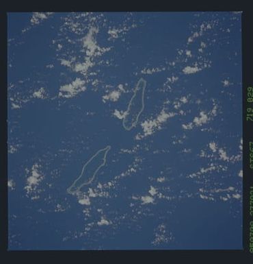 STS067-719-029 - STS-067 - Earth observations taken from shuttle orbiter Endeavour during STS-67 mission