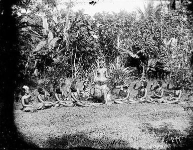 Group of Samoan performers