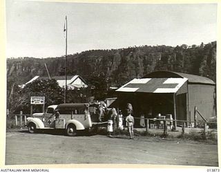 1942-12-17. NEW GUINEA. THE AUSTRALIAN RED CROSS SOCIETY DEPOT IN NEW GUINEA. (NEGATIVE BY BOTTOMLEY)