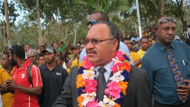 PNG PM welcomes new approach to Australian aid