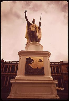STATUE OF KING KAMEHAMEHA THE GREAT WHO RULED HAWAII FROM 1795 TO 1819