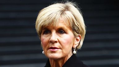 Julie Bishop visits South Pacific to push against Asian investment