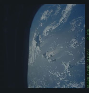 51I-35-045 - STS-51I - STS-51I earth observations