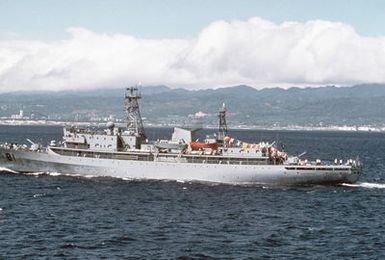 A port view of the Chinese training vessel ZHENG HE underway off the coast of Oahu. The ship, which is transporting Chinese military personnel to Pearl Harbor for a visit, belongs to the Peoples Liberation Army/Navy