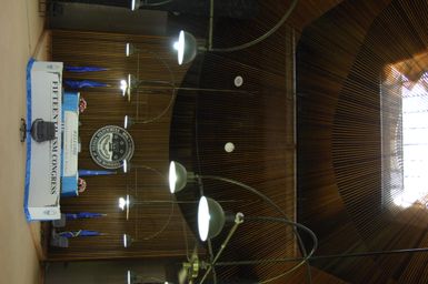 [Assignment: 48-DPA-SOI_K_Pohnpei_6-10-11-07] Pacific Islands Tour: Visit of Secretary Dirk Kempthorne [and aides] to Pohnpei Island, of the Federated States of Micronesia [48-DPA-SOI_K_Pohnpei_6-10-11-07__DI13678.JPG]