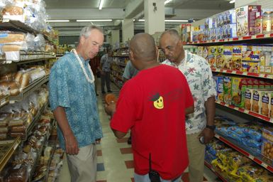 [Assignment: 48-DPA-SOI_K_Palau_6-7-9-07] Pacific Islands Tour: Visit of Secretary Dirk Kempthorne [and aides] to Palau Islands, Republic of Palau [48-DPA-SOI_K_Palau_6-7-9-07__DI13024.JPG]