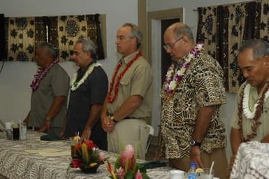 [Assignment: 48-DPA-SOI_K_Amer_Sam] Pacific Islands Tour: Visit of Secretary Dirk Kemmpthorne [and aides] to American Samoa, U.S. Territory [48-DPA-SOI_K_Amer_Sam__DI15209.JPG]