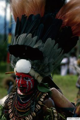 ["huvudbonad, ansiktsmålning, fotografi, photograph"]
