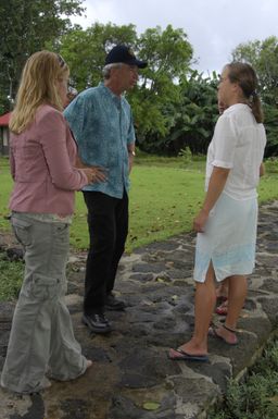 [Assignment: 48-DPA-SOI_K_Palau_6-7-9-07] Pacific Islands Tour: Visit of Secretary Dirk Kempthorne [and aides] to Palau Islands, Republic of Palau [48-DPA-SOI_K_Palau_6-7-9-07__DI13262.JPG]