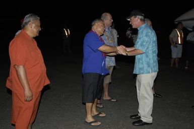 [Assignment: 48-DPA-SOI_K_Amer_Sam] Pacific Islands Tour: Visit of Secretary Dirk Kemmpthorne [and aides] to American Samoa, U.S. Territory [48-DPA-SOI_K_Amer_Sam__DI14897.JPG]