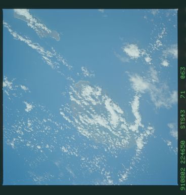 S43-71-063 - STS-043 - STS-43 earth observations