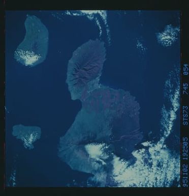 STS073-745-054 - STS-073 - Earth observations taken from shuttle orbiter Columbia